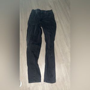 Black Levi’s jeans